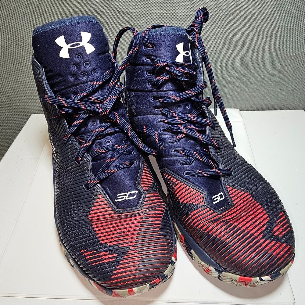 Under Armour Steph Curry charged basketball sneakers Size 11.5